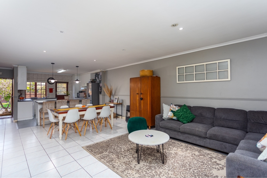 3 Bedroom Property for Sale in Amandelsig Western Cape